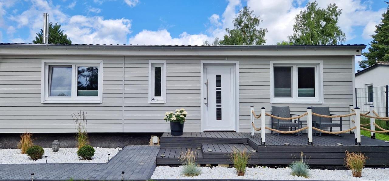 Ferienhaus Seeoase - 70Qm - Kamin -Terrassen - Parkplatz - Badestelle Fusslaeufig Joachimsthal Exterior foto